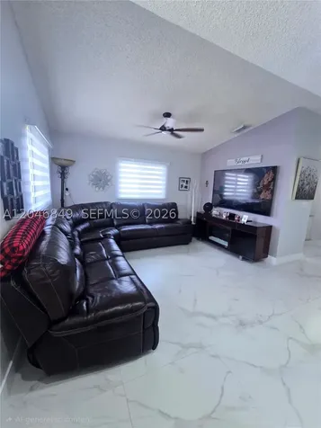 2727 W 70th Street Hialeah FL 33016