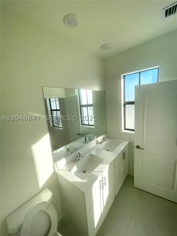 3338 W 112th Street Hialeah FL 33018