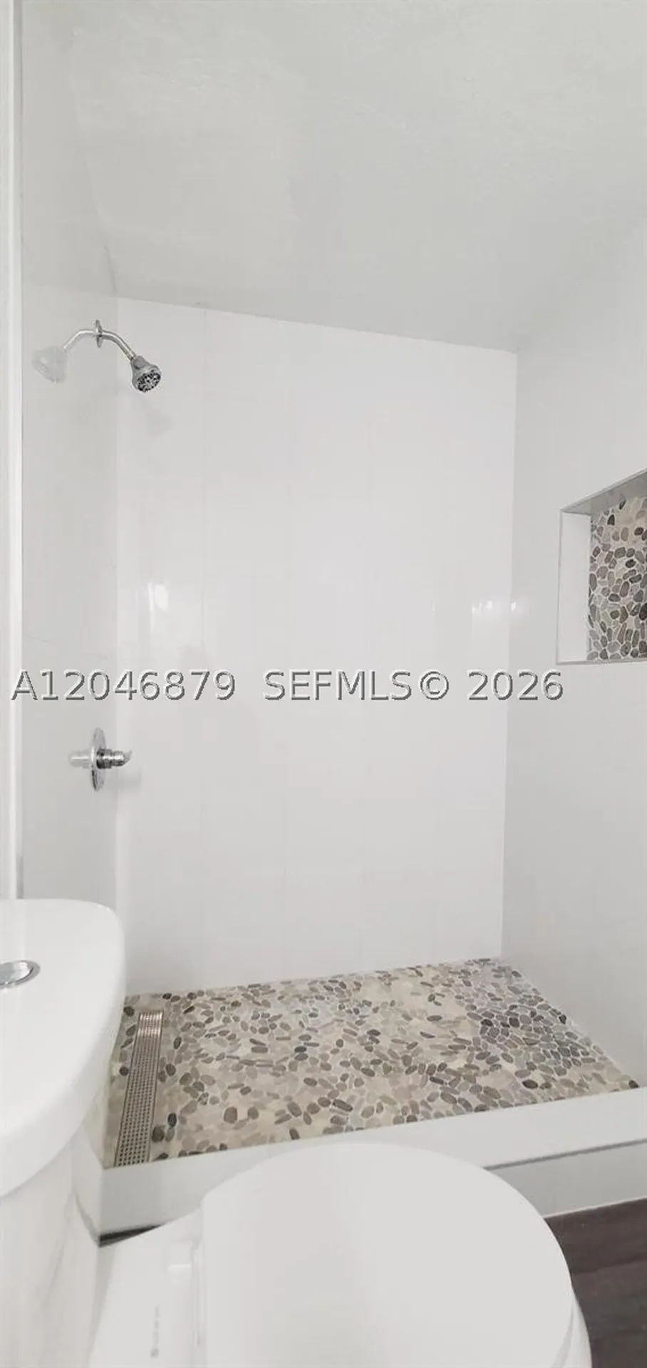 927 Riverside Drive Coral Springs FL 33071