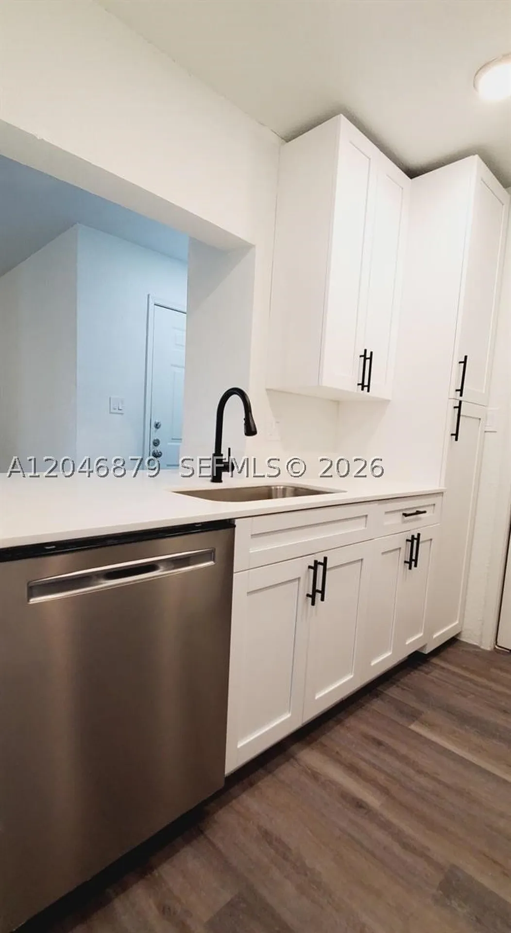927 Riverside Drive Coral Springs FL 33071