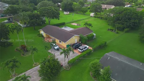 13450 SW 26th Street Davie FL 33325