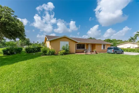 13450 SW 26th Street Davie FL 33325