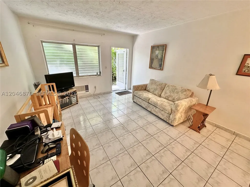 8132 Harding Avenue Miami Beach FL 33141