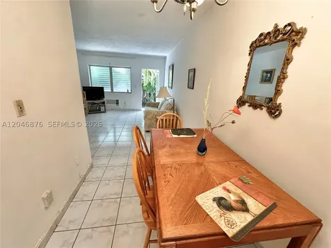 8132 Harding Avenue Miami Beach FL 33141
