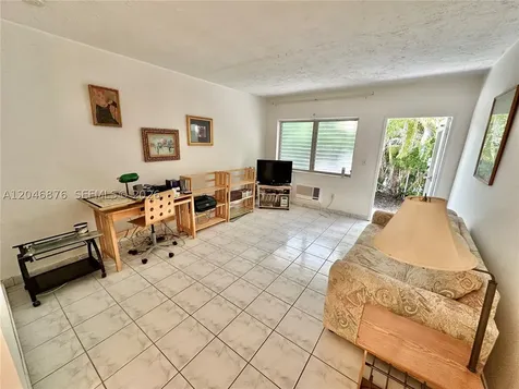 8132 Harding Avenue Miami Beach FL 33141