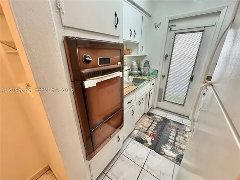 8132 Harding Avenue Miami Beach FL 33141