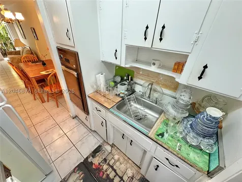 8132 Harding Avenue Miami Beach FL 33141