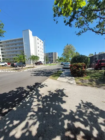 1132 Moffett Street Hallandale Beach FL 33009
