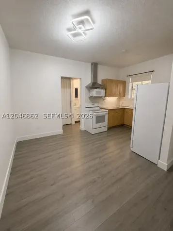 1021 NW 3rd Street Miami FL 33128