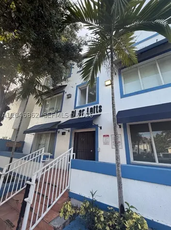 1021 NW 3rd Street Miami FL 33128