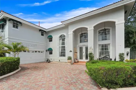 16048 NW 82nd Place Miami Lakes FL 33016