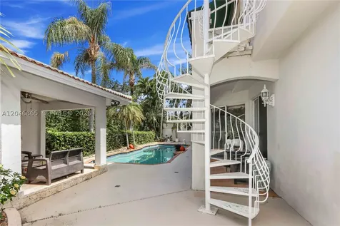 16048 NW 82nd Place Miami Lakes FL 33016
