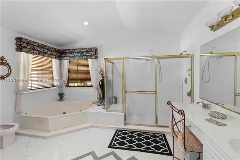 16048 NW 82nd Place Miami Lakes FL 33016
