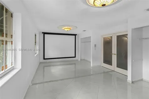 16048 NW 82nd Place Miami Lakes FL 33016