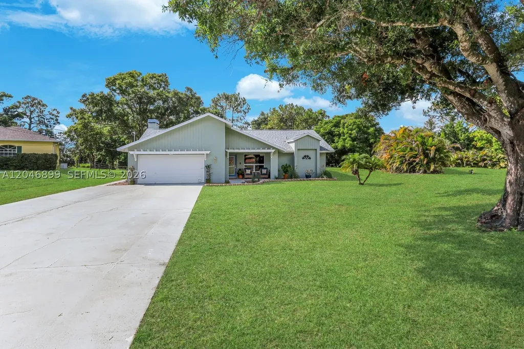 17845 Chesterfield Road North Fort Myers FL 33917