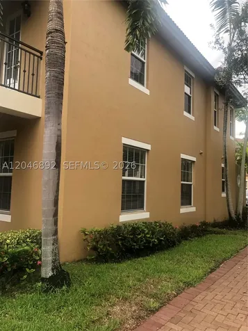 1129 SW 147th Terrace Pembroke Pines FL 33027