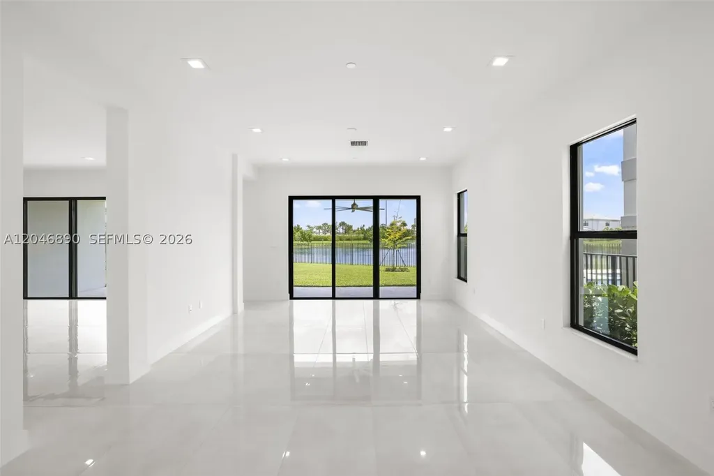 12866 Crane Crossing Palm Beach Gardens FL 33412
