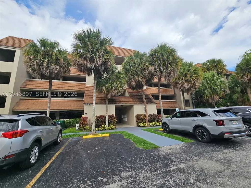461 Ives Dairy Road Miami FL 33179