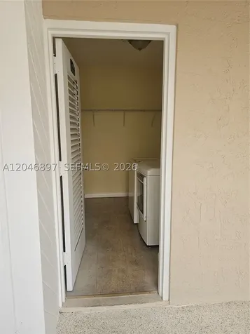461 Ives Dairy Road Miami FL 33179