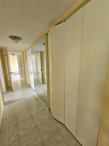 461 Ives Dairy Road Miami FL 33179