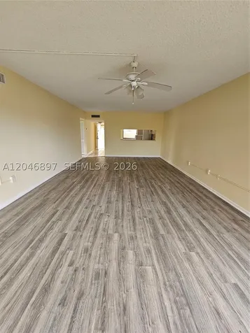 461 Ives Dairy Road Miami FL 33179