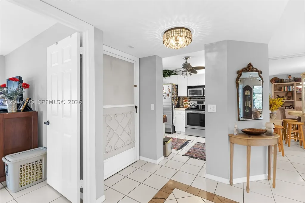 10160 NW 24th Place Sunrise FL 33322