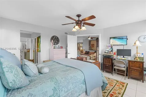10160 NW 24th Place Sunrise FL 33322