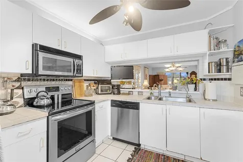 10160 NW 24th Place Sunrise FL 33322