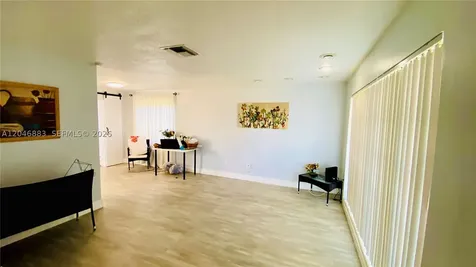 6810 NW 28th Street Sunrise FL 33313