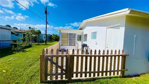 6810 NW 28th Street Sunrise FL 33313