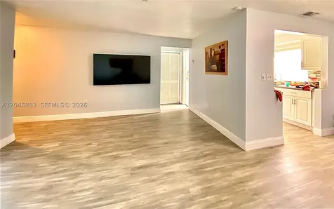 6810 NW 28th Street Sunrise FL 33313