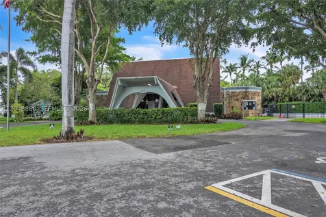 1000 NE 14th Avenue Hallandale Beach FL 33009