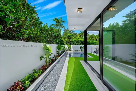 2710 S Le Jeune Road Coral Gables FL 33134