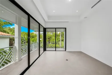 2710 S Le Jeune Road Coral Gables FL 33134