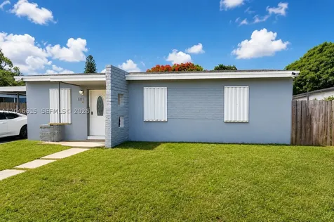 1211 Kasim Street Opa-Locka FL 33054