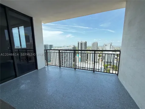 999 SW 1st Avenue Miami FL 33130