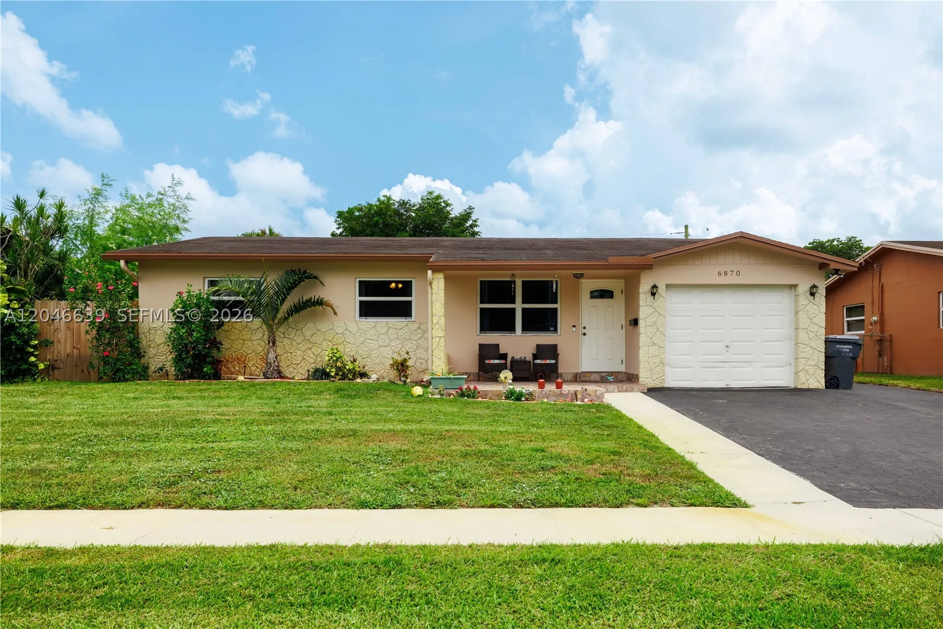 6870 Pershing Street Hollywood FL 33024