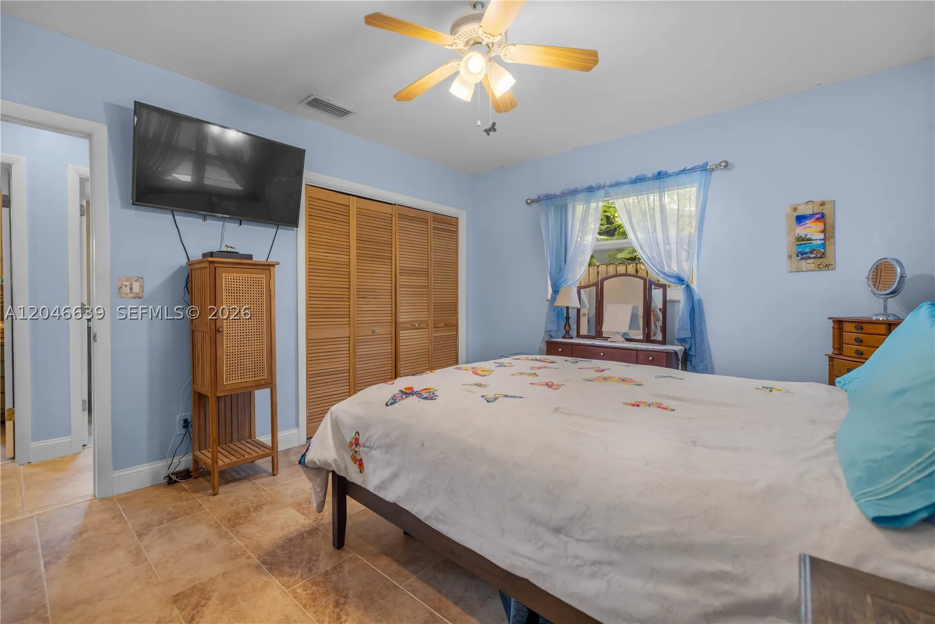 6870 Pershing Street Hollywood FL 33024