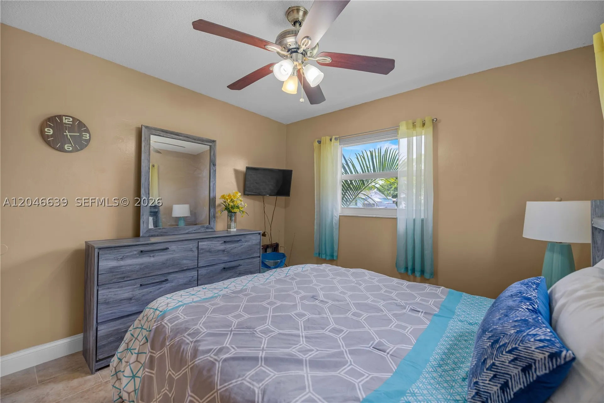 6870 Pershing Street Hollywood FL 33024