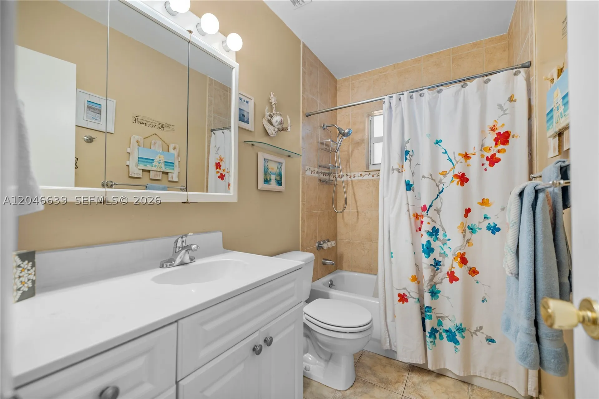 6870 Pershing Street Hollywood FL 33024