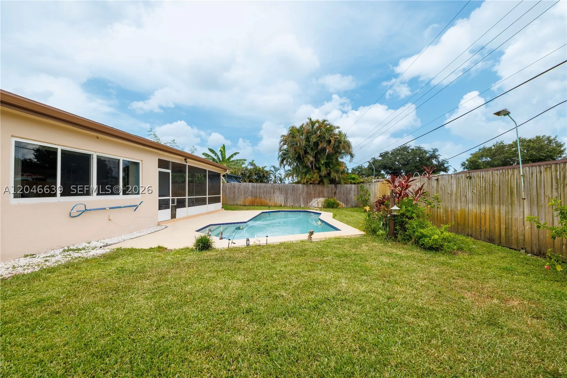 6870 Pershing Street Hollywood FL 33024