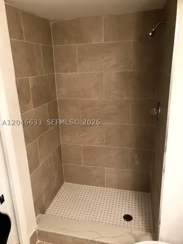 369 Lakeview Drive Weston FL 33326