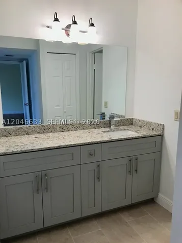 369 Lakeview Drive Weston FL 33326