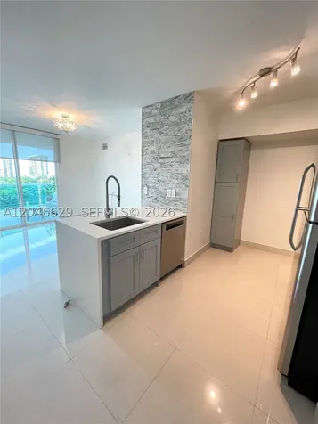 1723 SW 2nd Avenue Miami FL 33129