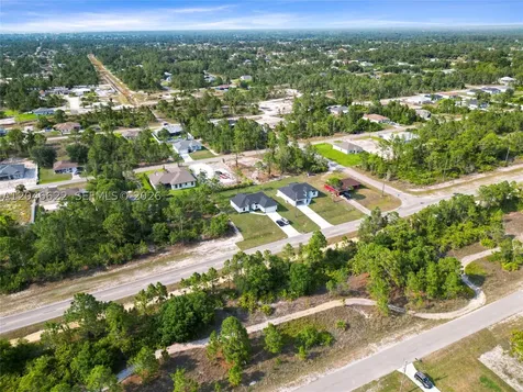 3175 Sunshine Boulevard N Lehigh Acres FL 33971