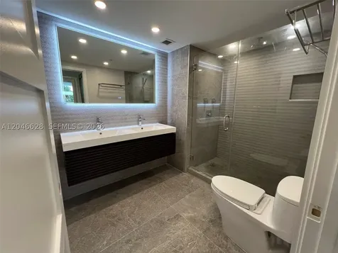 200 Ocean Drive Miami Beach FL 33139