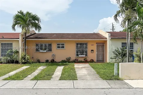10112 SW 23rd Street Miami FL 33165