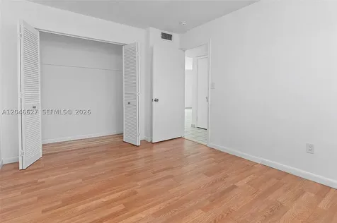 10112 SW 23rd Street Miami FL 33165