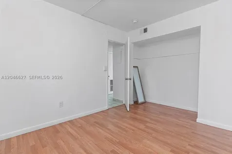 10112 SW 23rd Street Miami FL 33165