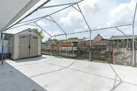 10112 SW 23rd Street Miami FL 33165